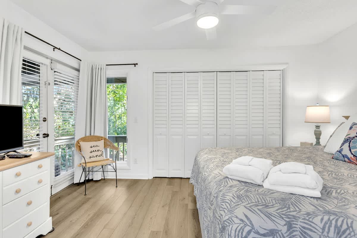 Primary Suite with King Bed