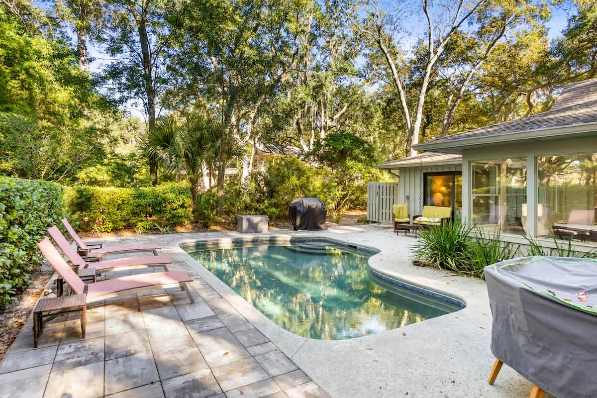 Private Pool with Views of Golf Course!