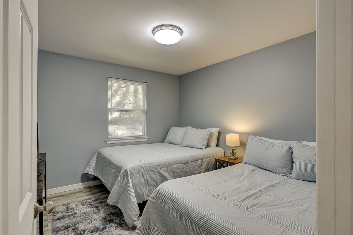 Guest Bedroom 