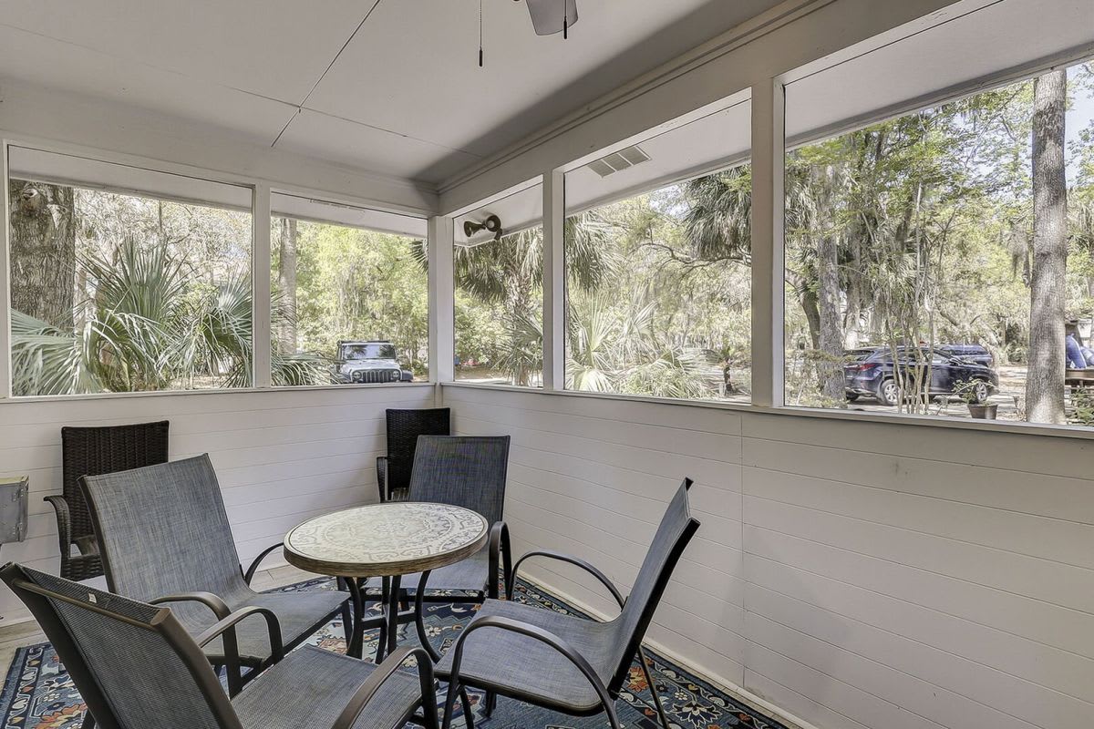 Screened Porch