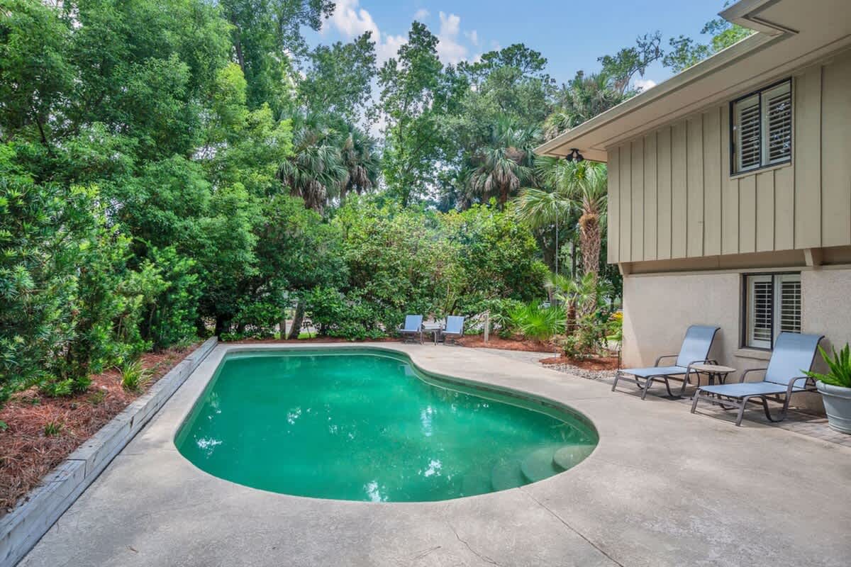 Private Pool