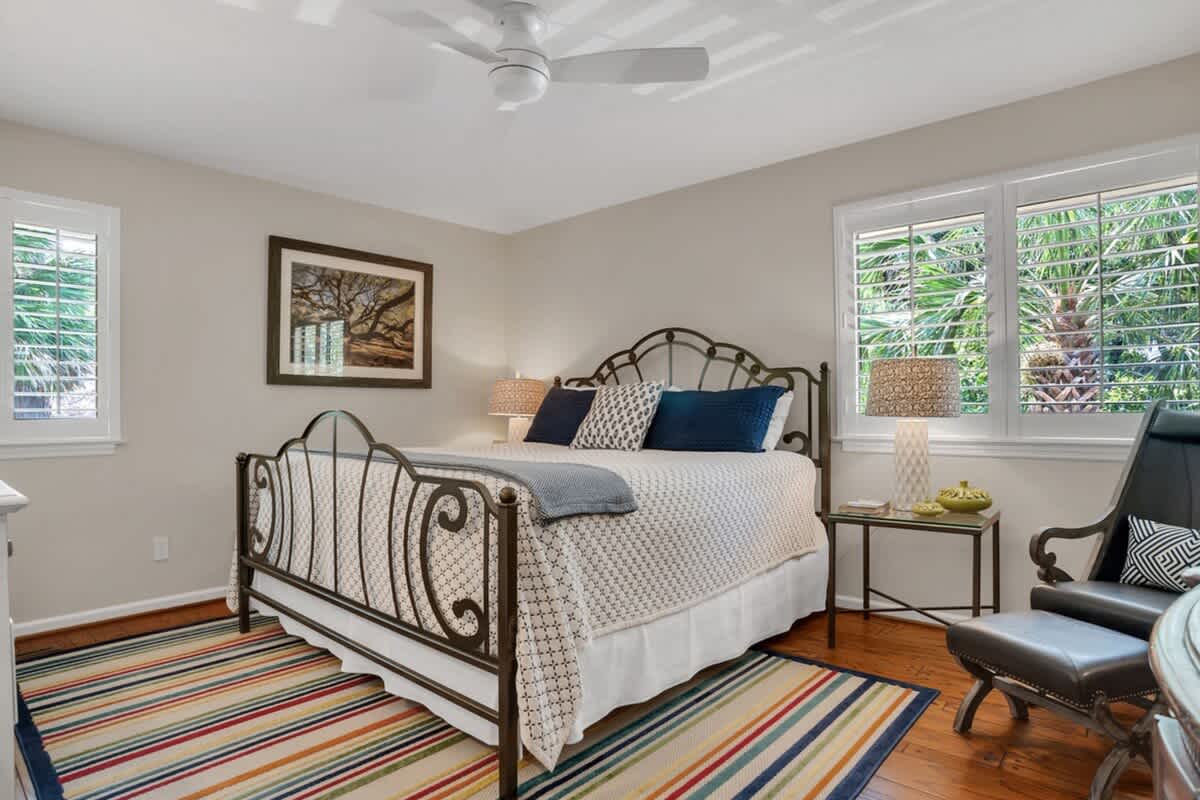 Guest bedroom with King Bed