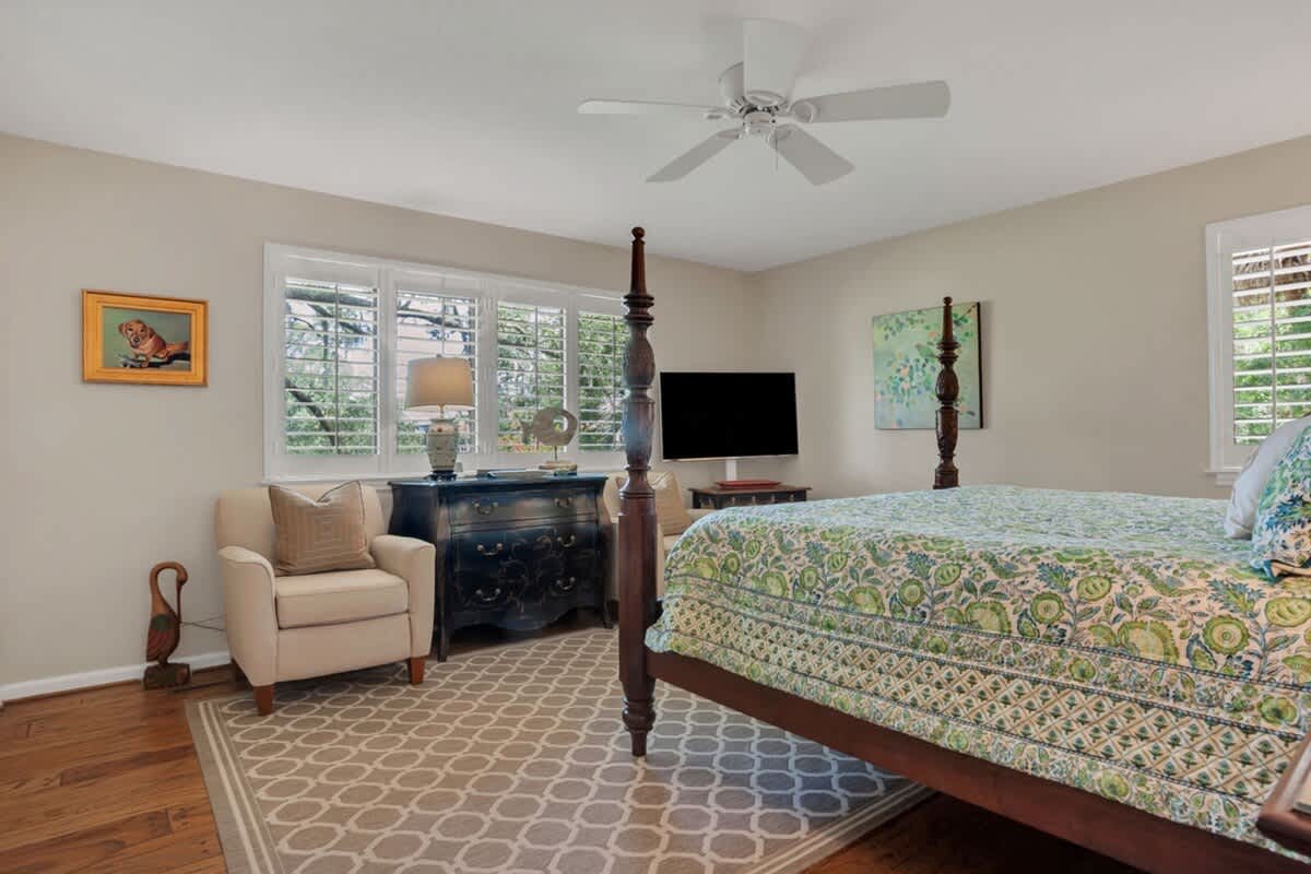 Primary Suite with King Bed and En-Suite Bathroom