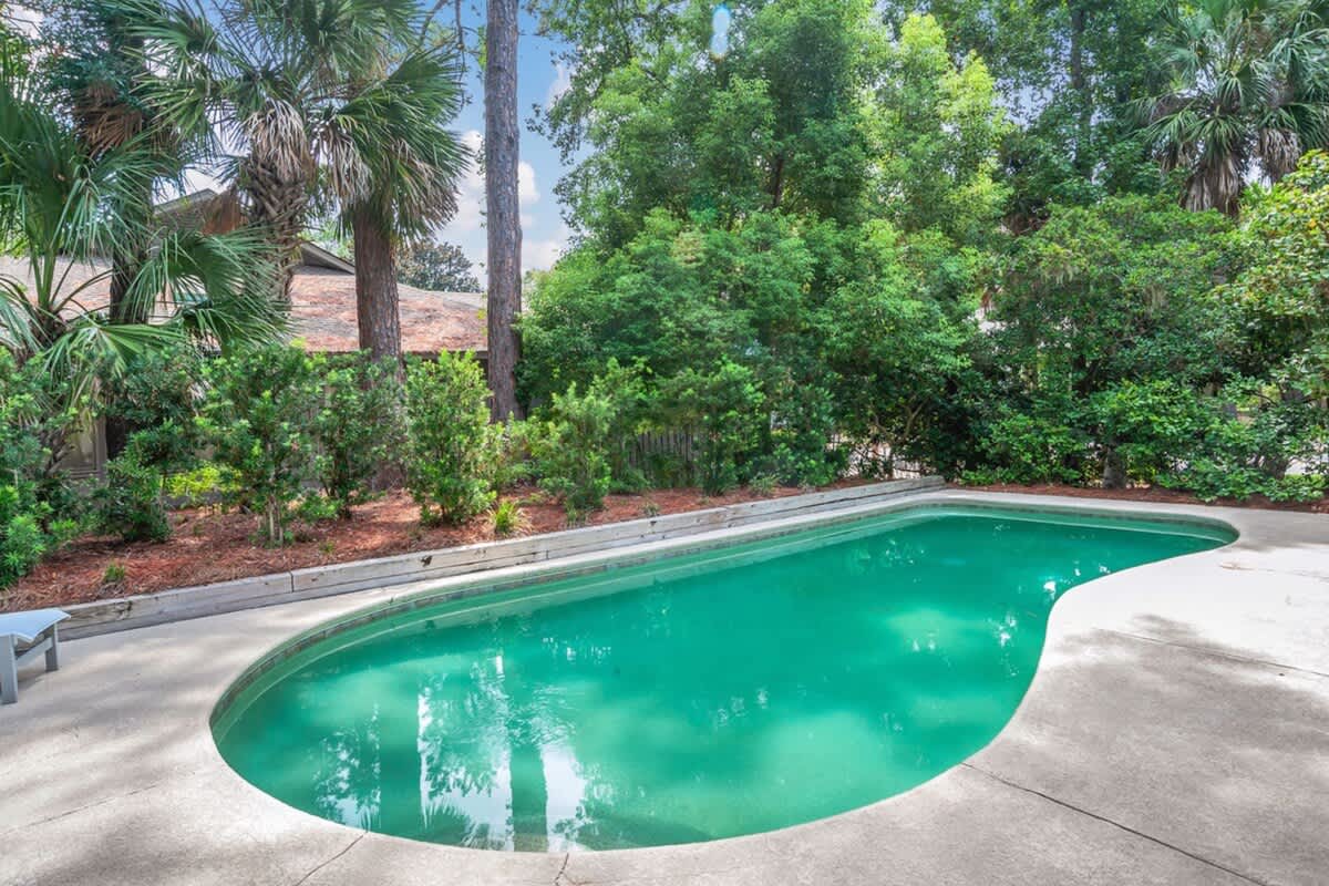 Private Pool