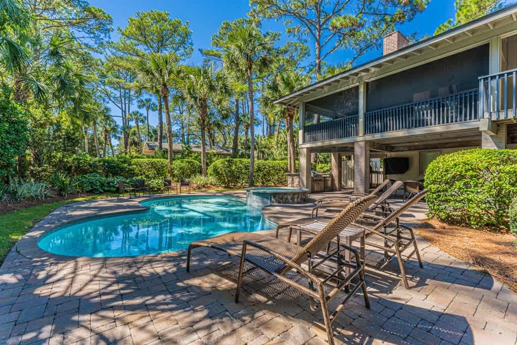 Private Pool