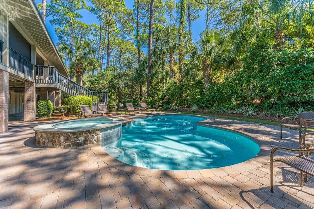 Private Pool
