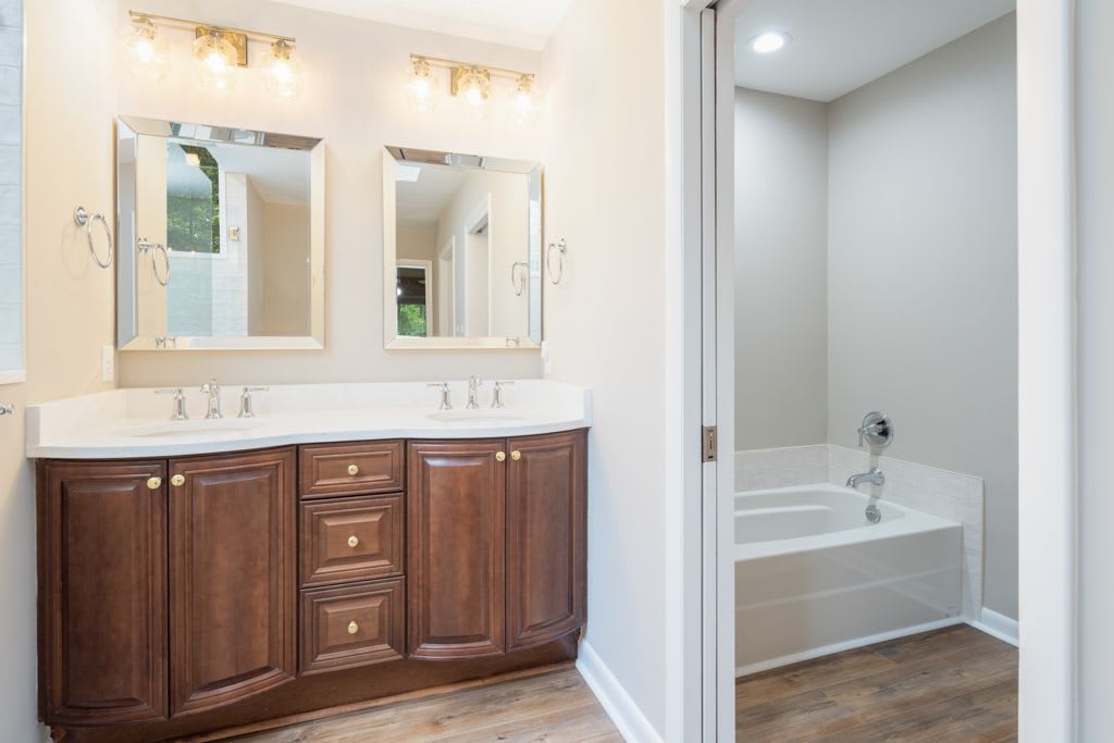 Primary En Suite Bathroom