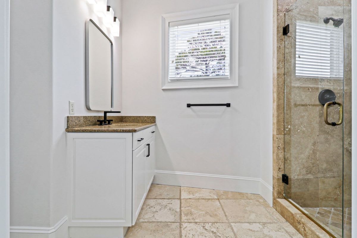 Guest Bathroom