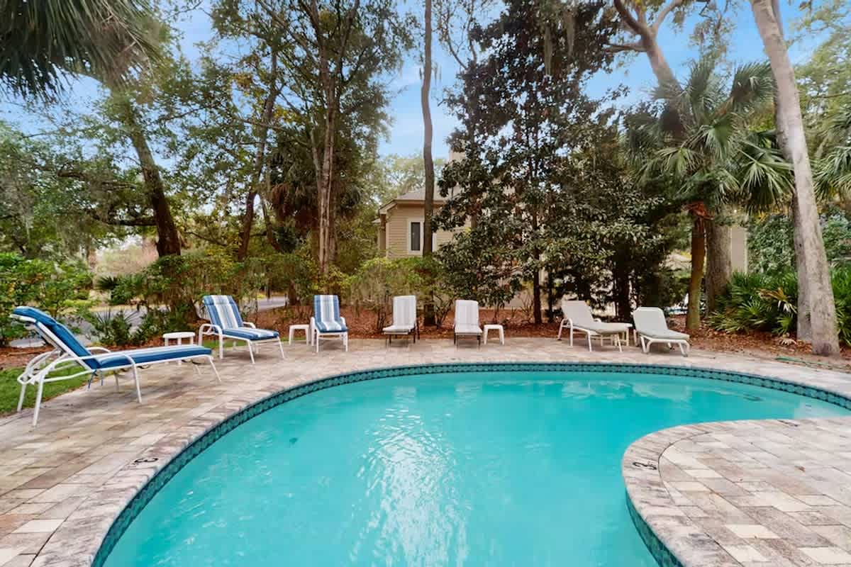 1 Sutherland Court 2