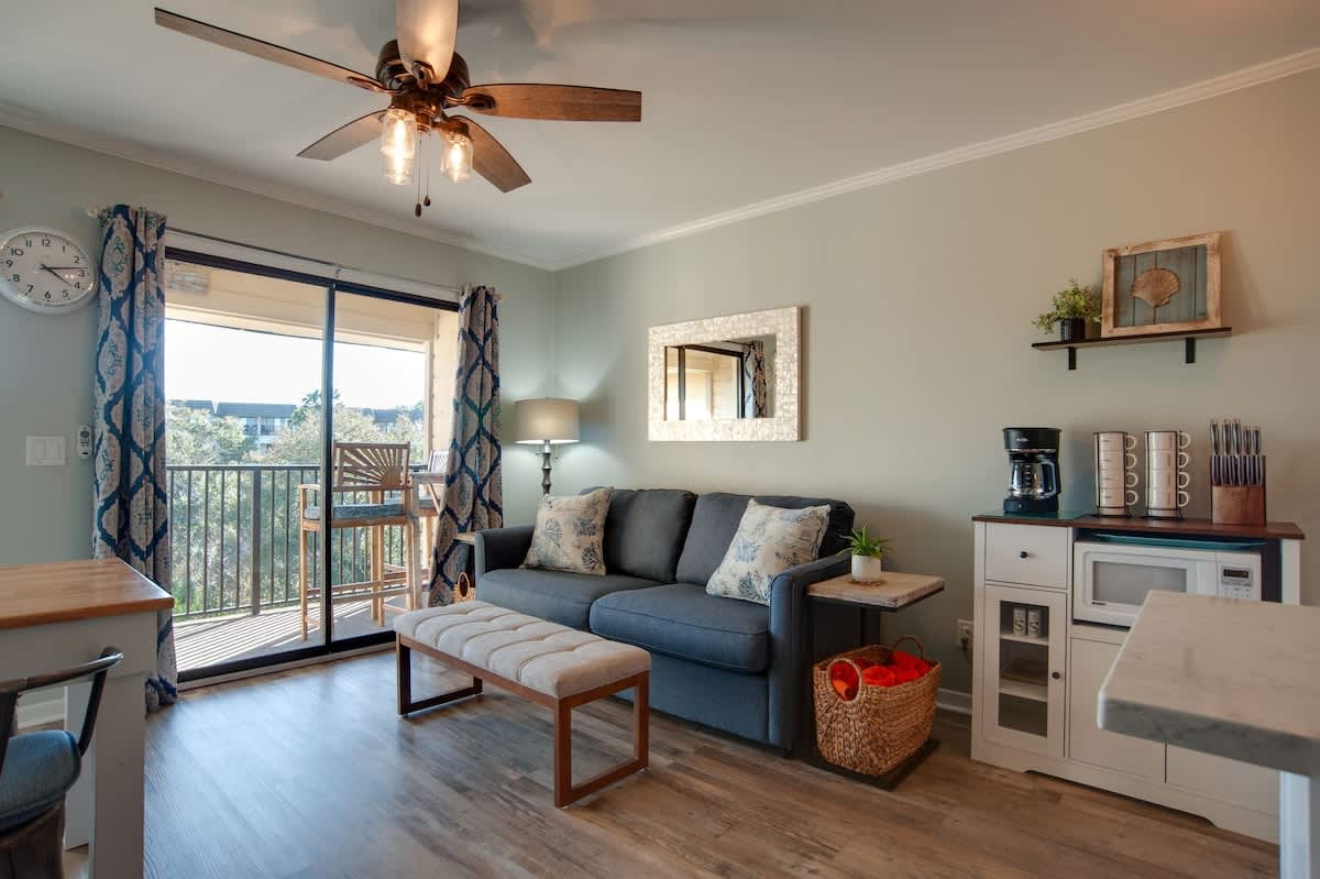 A334 Hilton Head Beach and Tennis