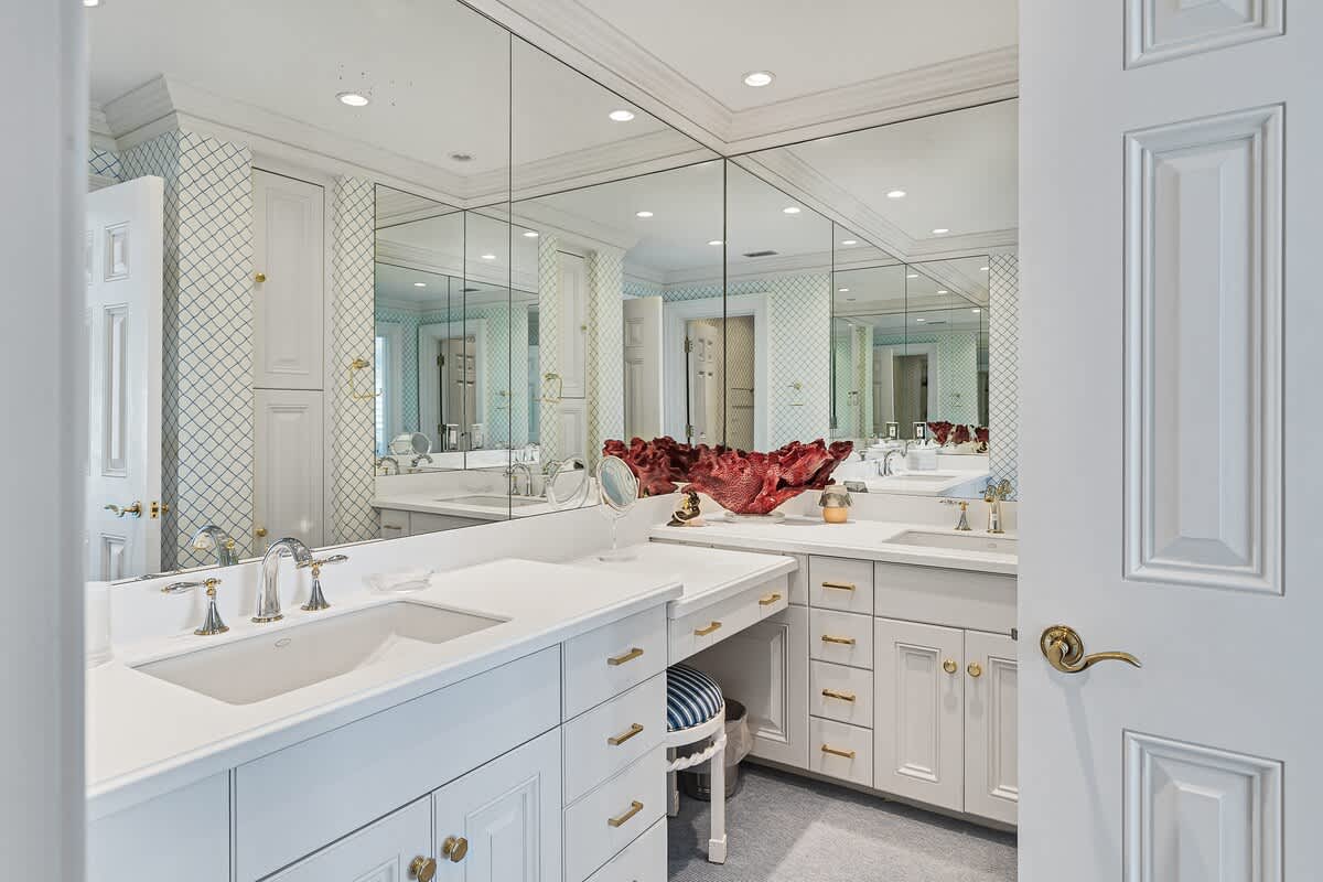 The Blue Suite Bath