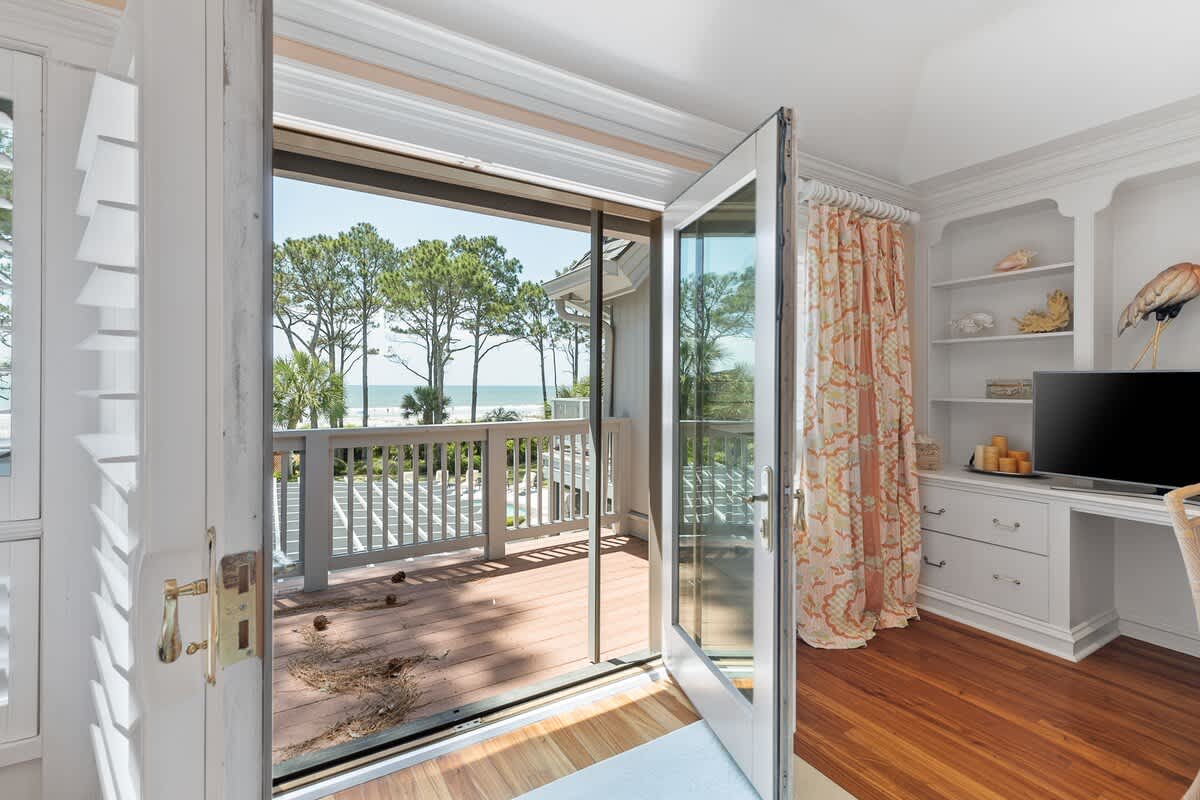 The Peach Suite Balcony