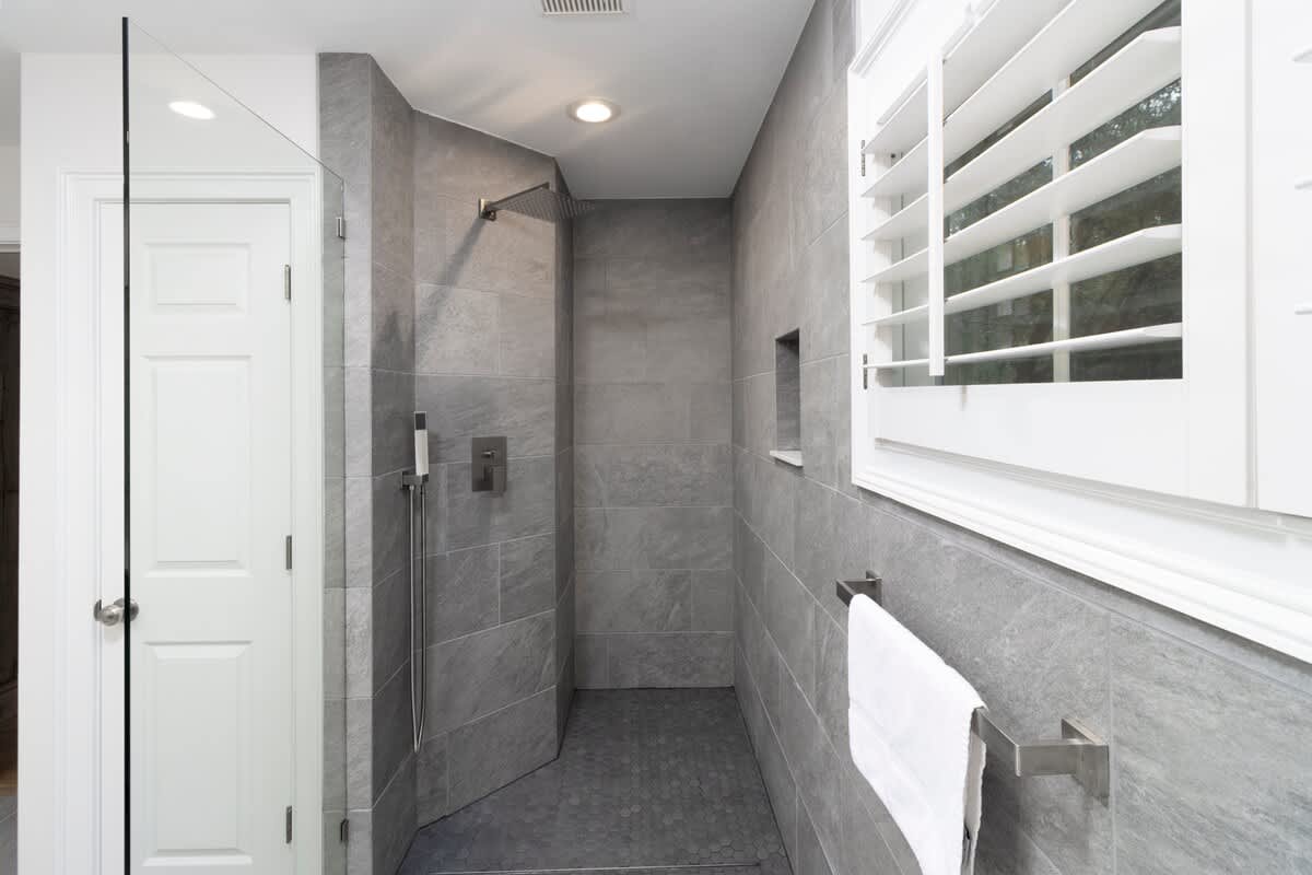 Guest Bathroom Shower Details