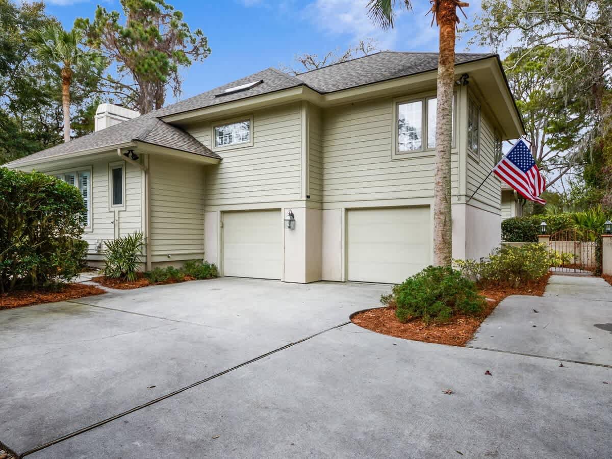 Entrance to 6 Wood Ibis