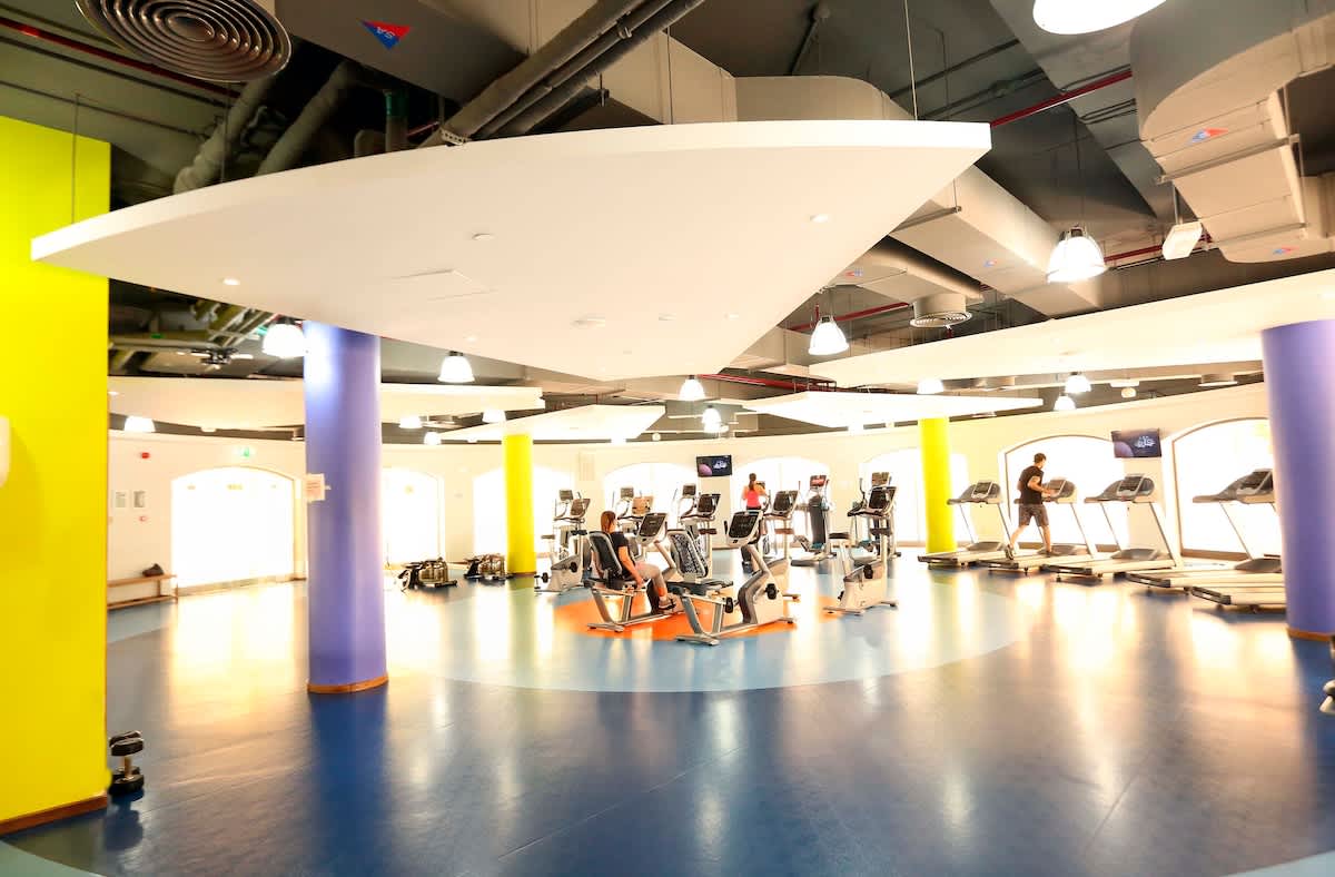 1BR Apartment with Pool & Gym in Dubai - Image 19