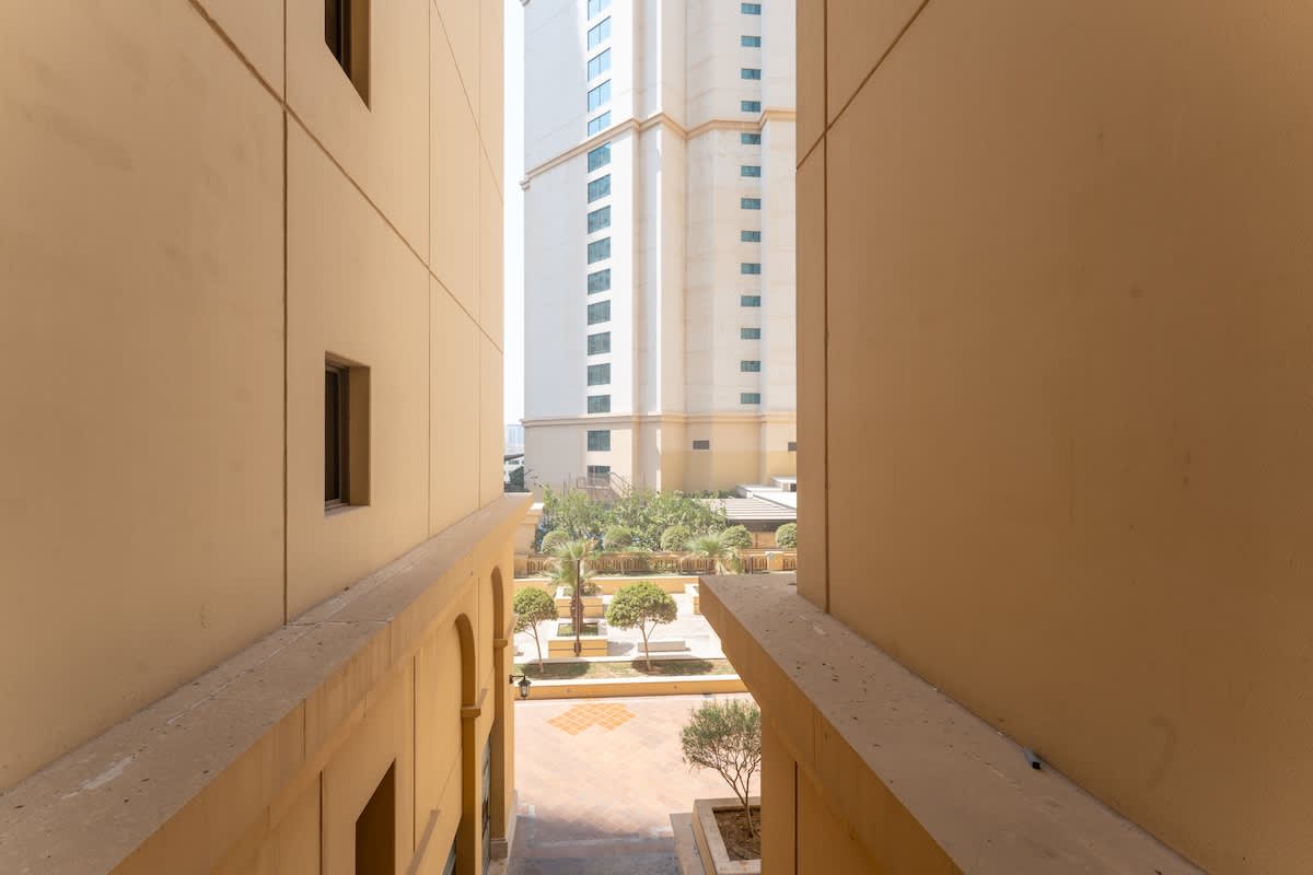 1BR Apartment with Pool & Gym in Dubai - Image 16