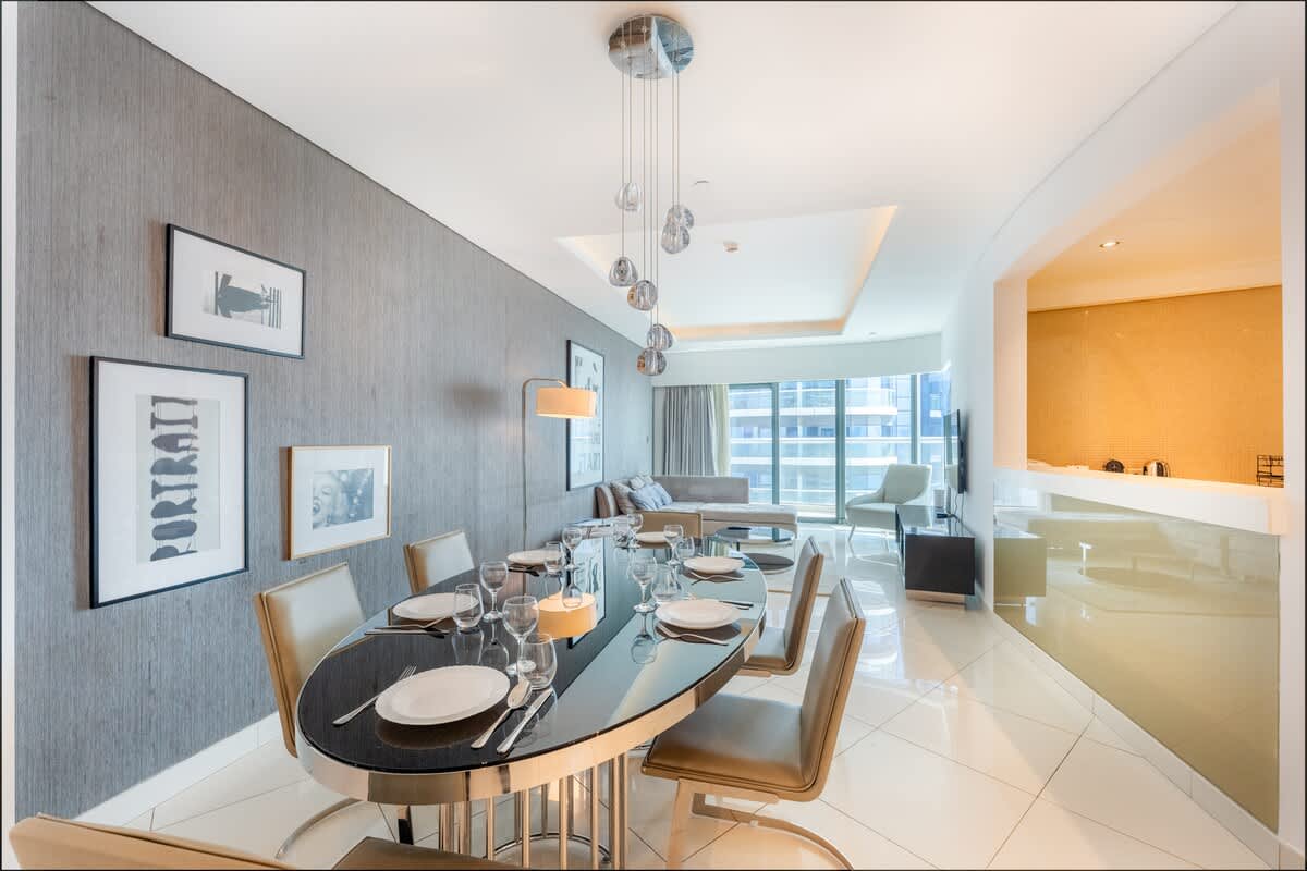 Luxury 3BR Apartment with Pool & Gym in Dubai - Image 6