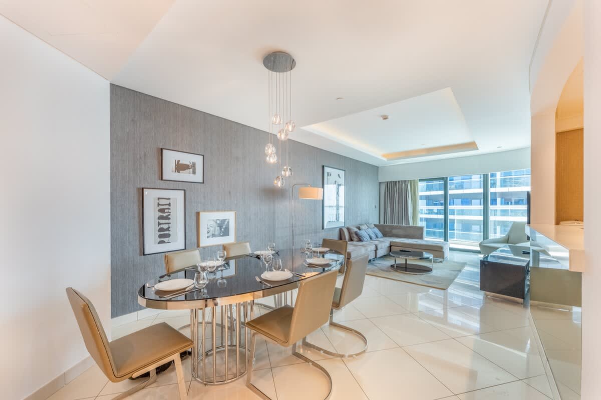 Luxury 3BR Apartment with Pool & Gym in Dubai - Image 5