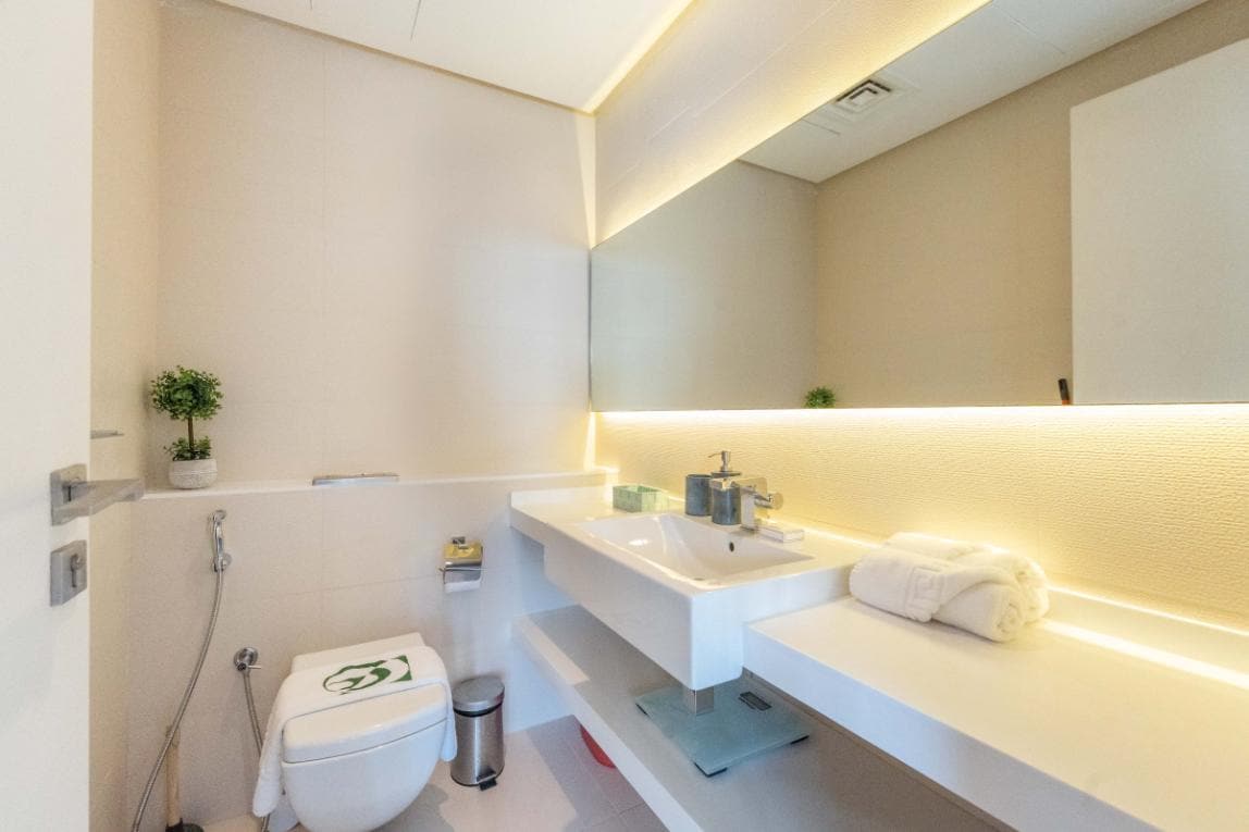 West Avenue: Stylish 1BR near Dubai Attractions - Image 8