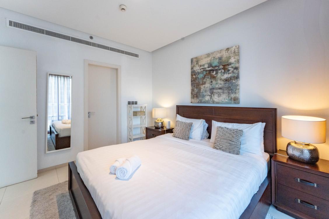 West Avenue: Stylish 1BR near Dubai Attractions - Image 9