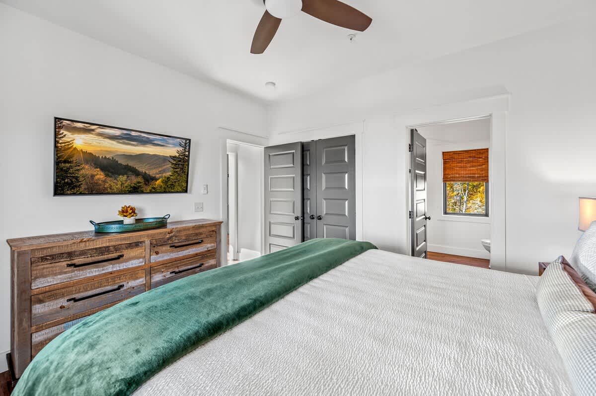 The Lodge | Photo 27