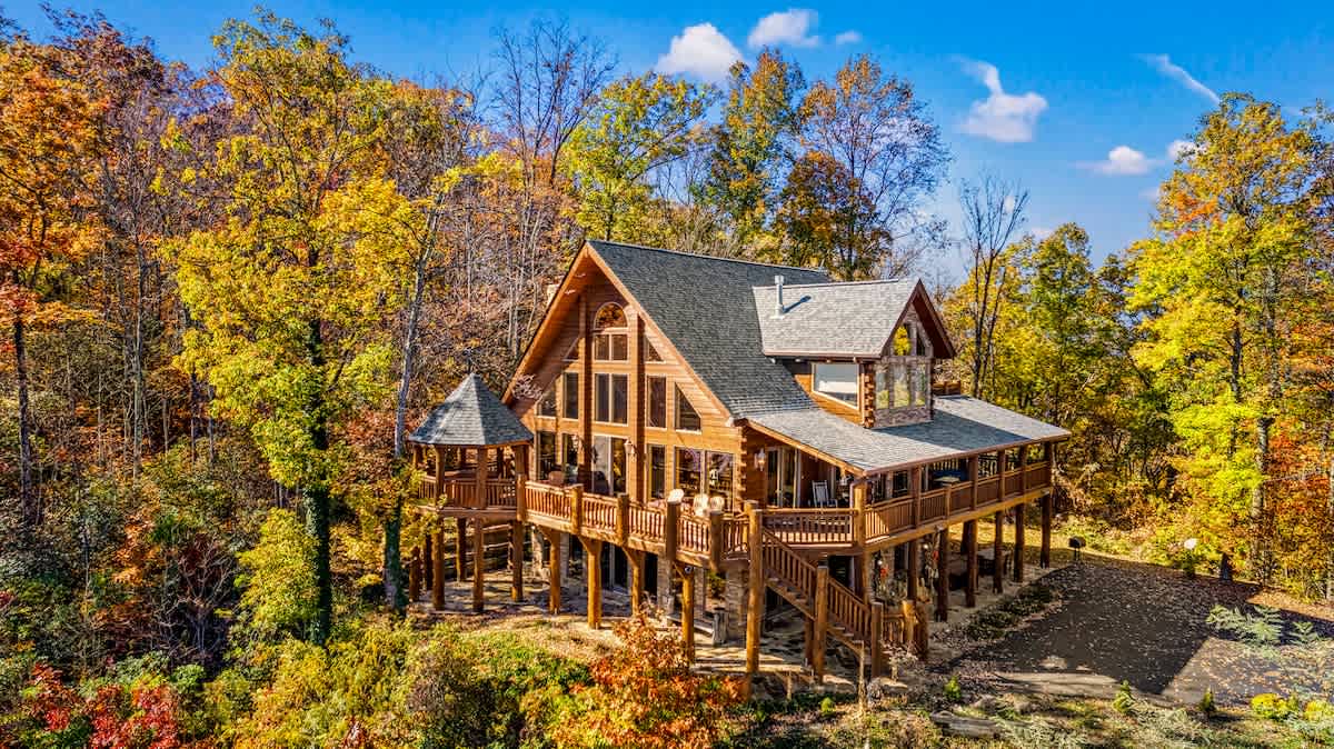 Blue Mountain Lodge 2