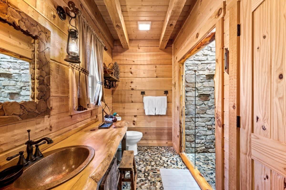 Cozy Cub Hideaway 4