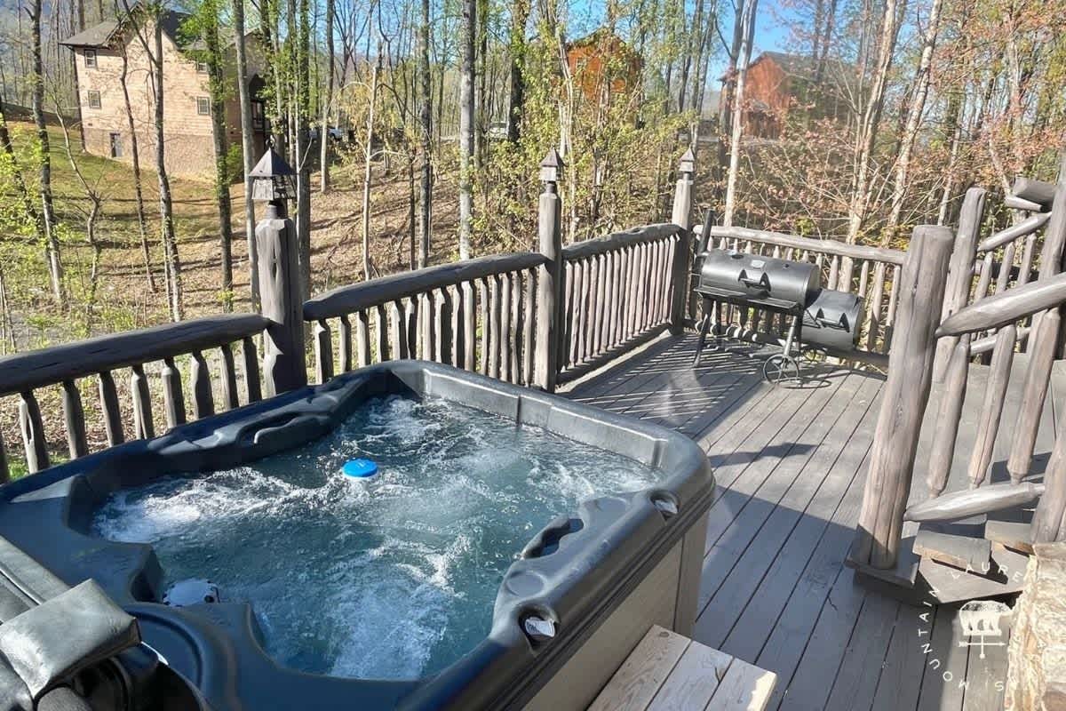 Cozy Cub Hideaway 7