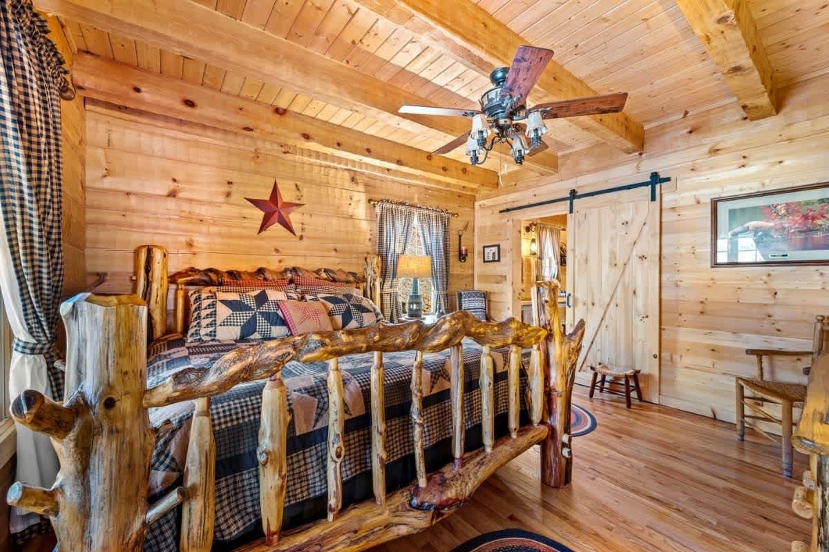 Cozy Cub Hideaway 2