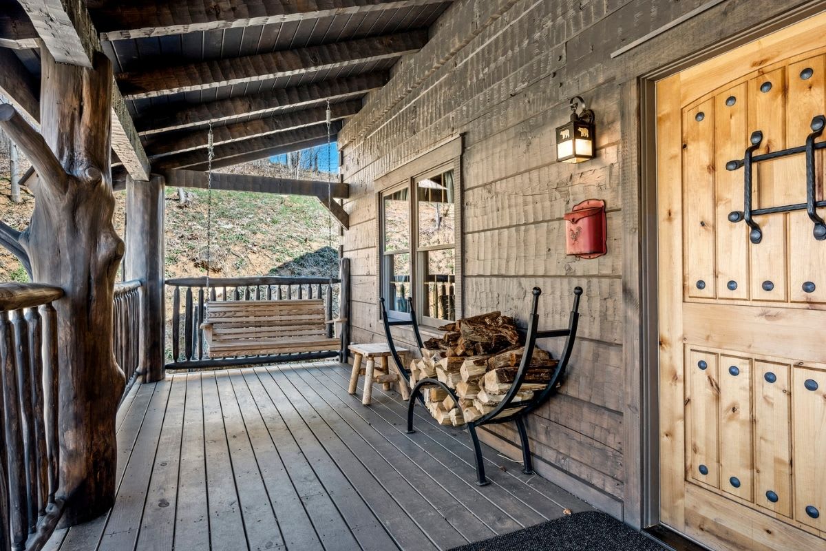 Cozy Cub Hideaway 8