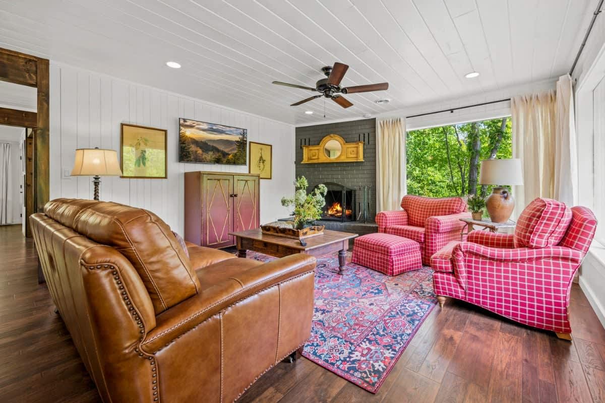 Featured Property Dogwood Cottage