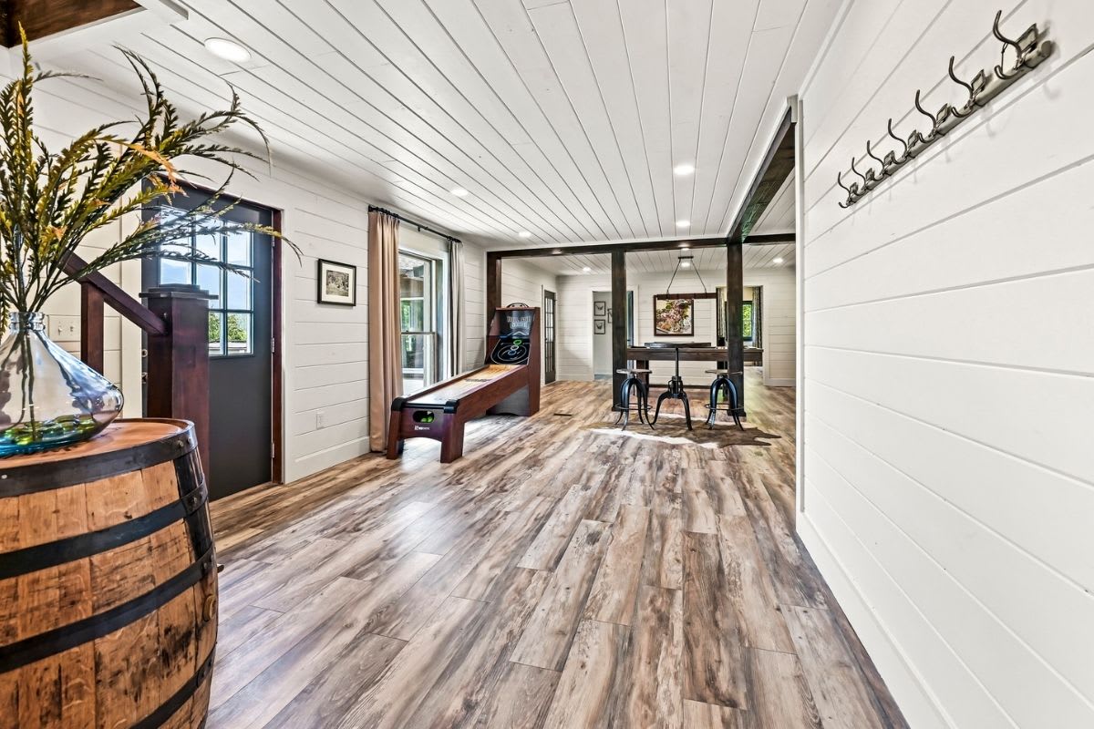 Far Horizons Lodge | Photo 17