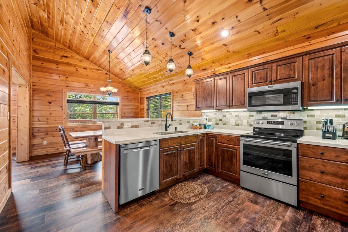 Mountain Hideaway | Photo 18