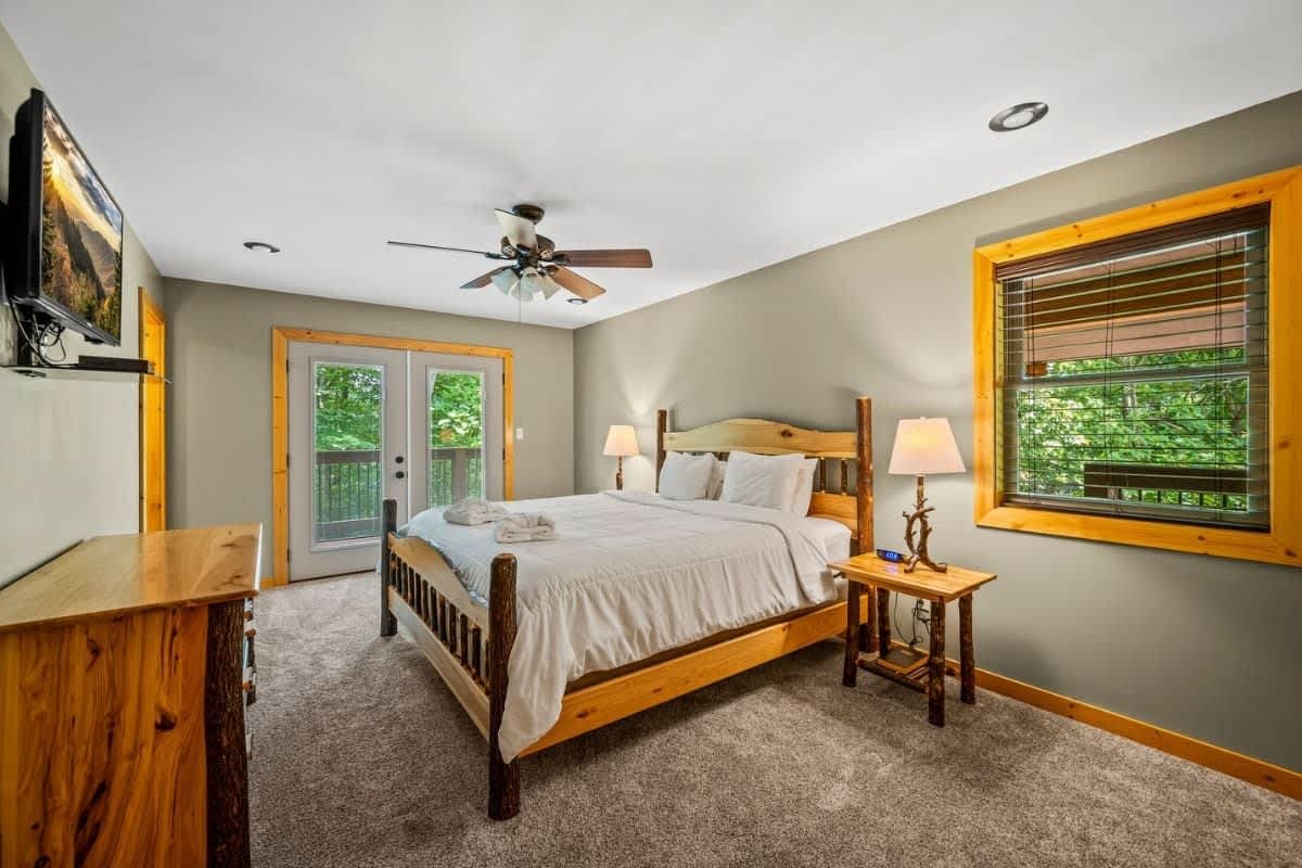 Mountain Hideaway 3
