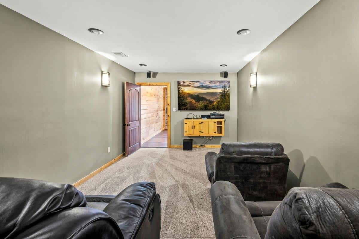 Mountain Hideaway 6