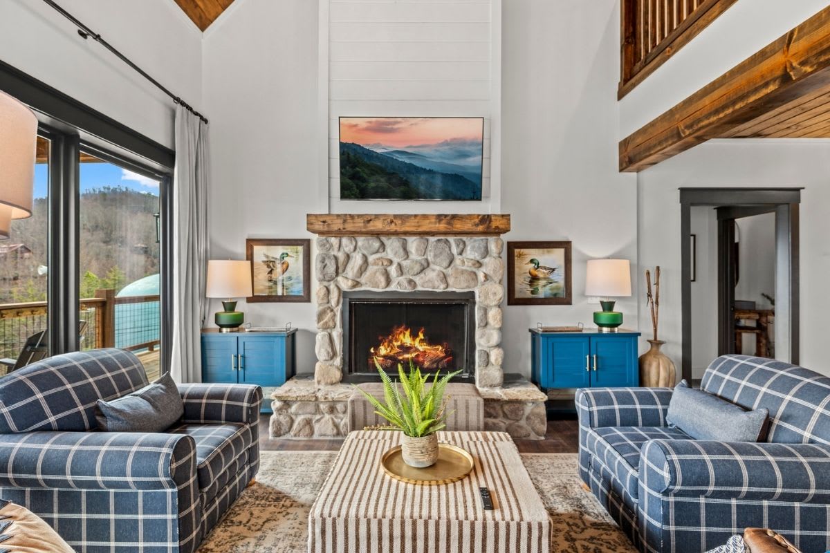 Nestled Inn 9