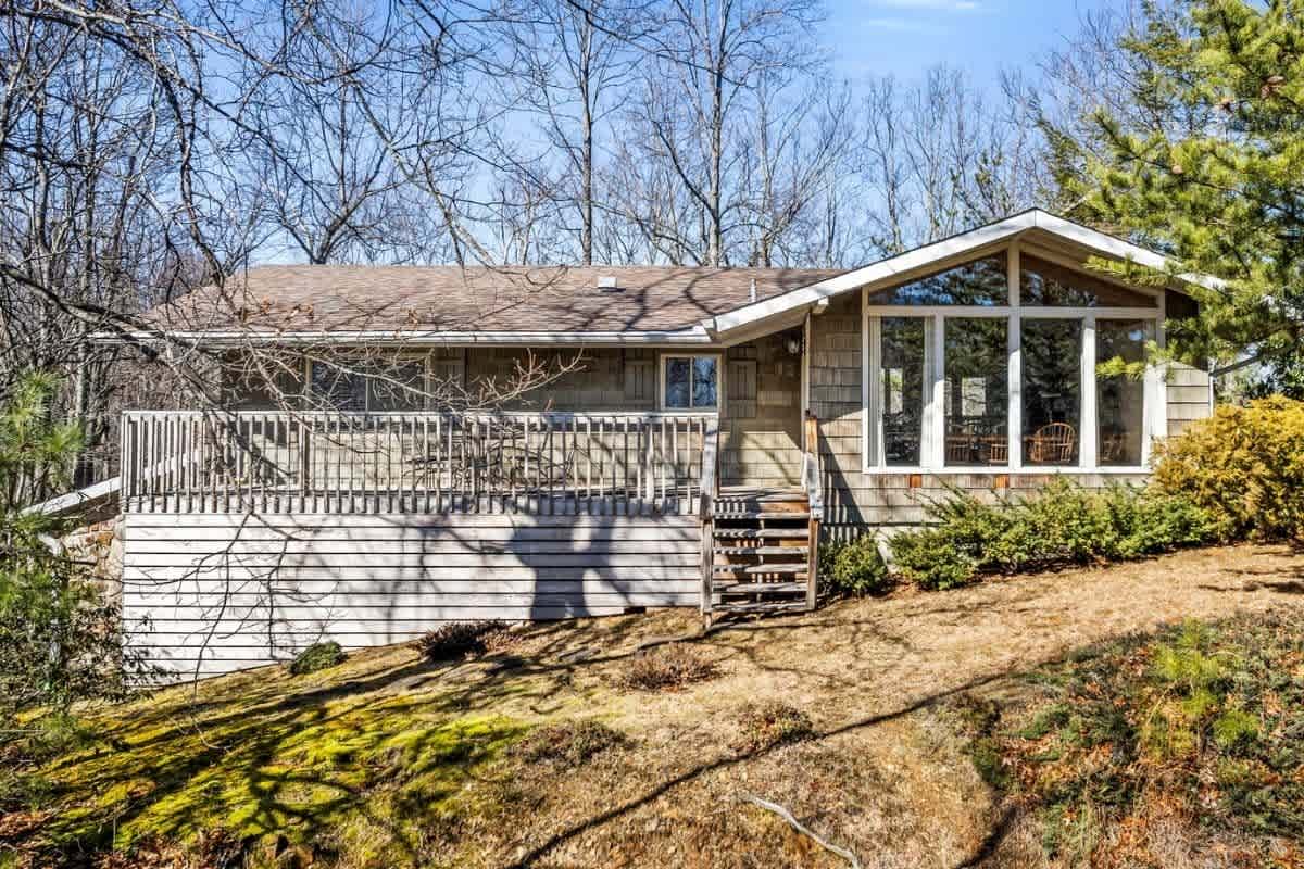 Mountain Laurel House 6