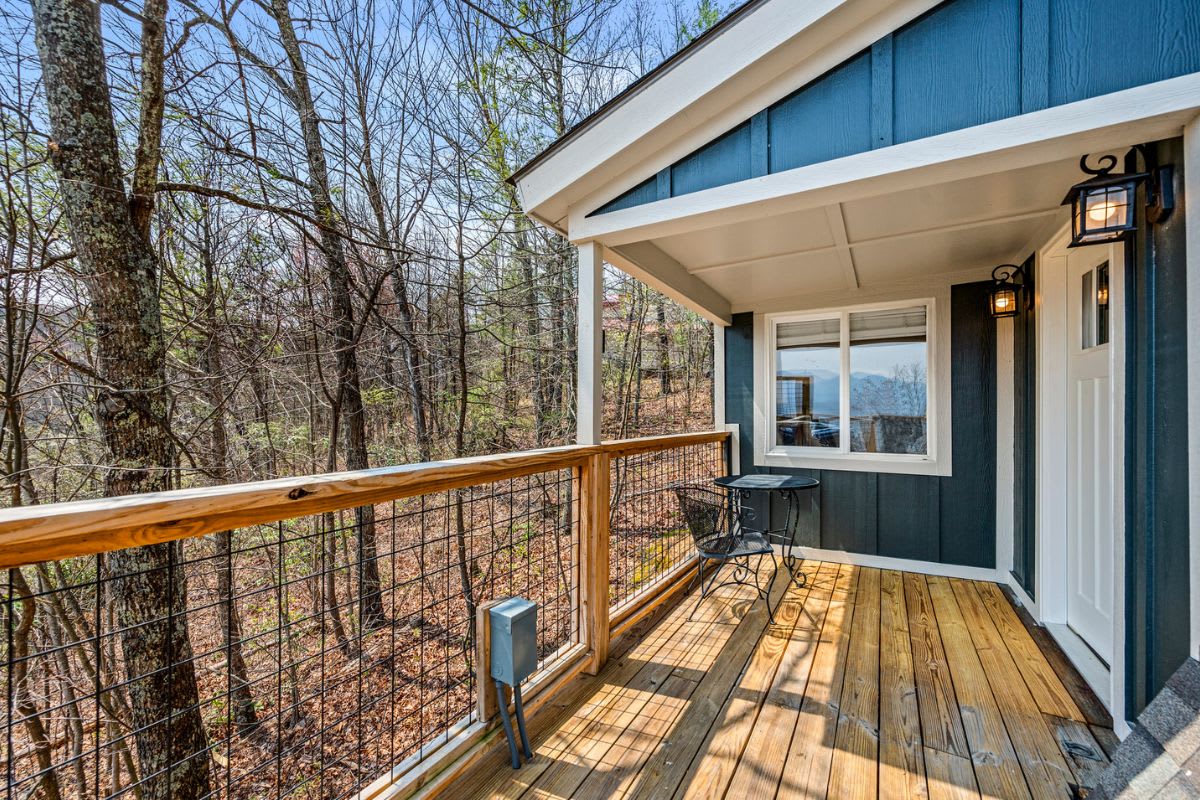 Pinetop | Photo 30