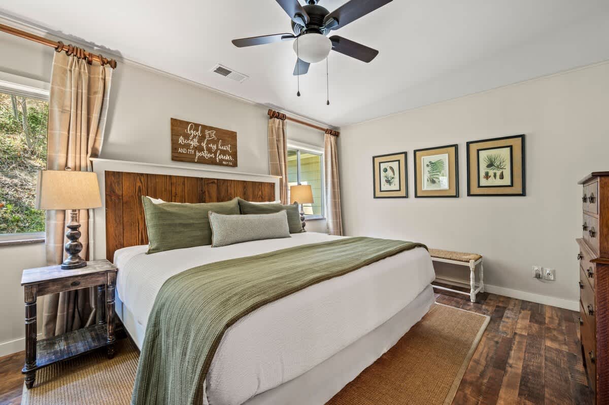 Smoky Mountain Cottage | Photo 25