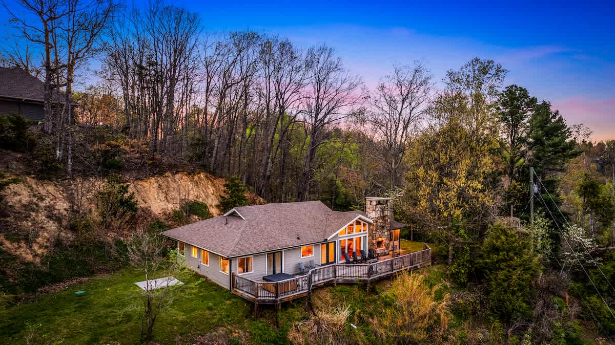 Smoky Mountain Cottage 4