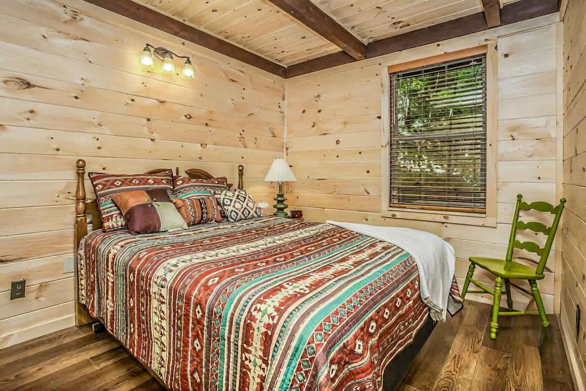 Greenbrier Chalet 3