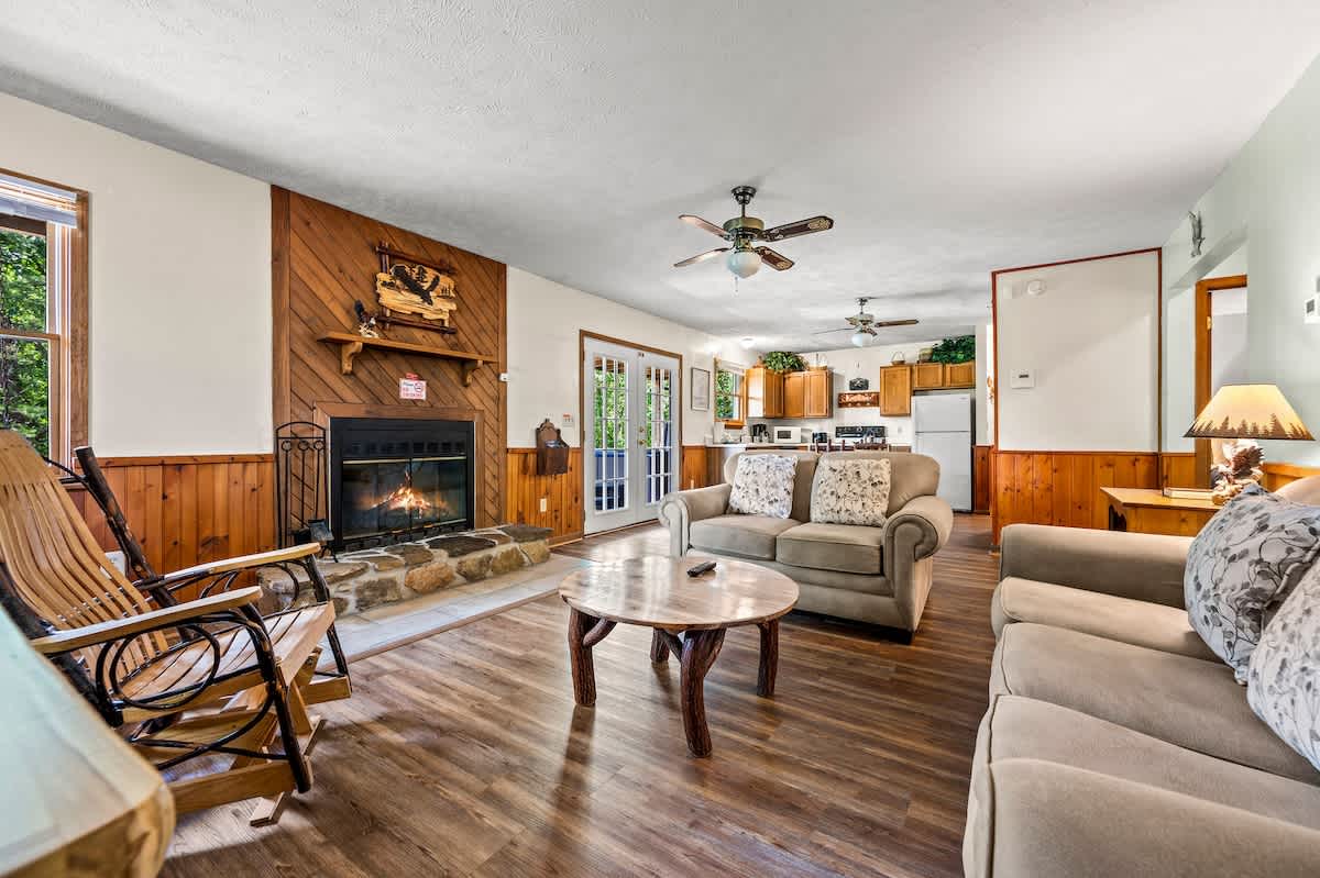 Featured Property Eagles Paradise
