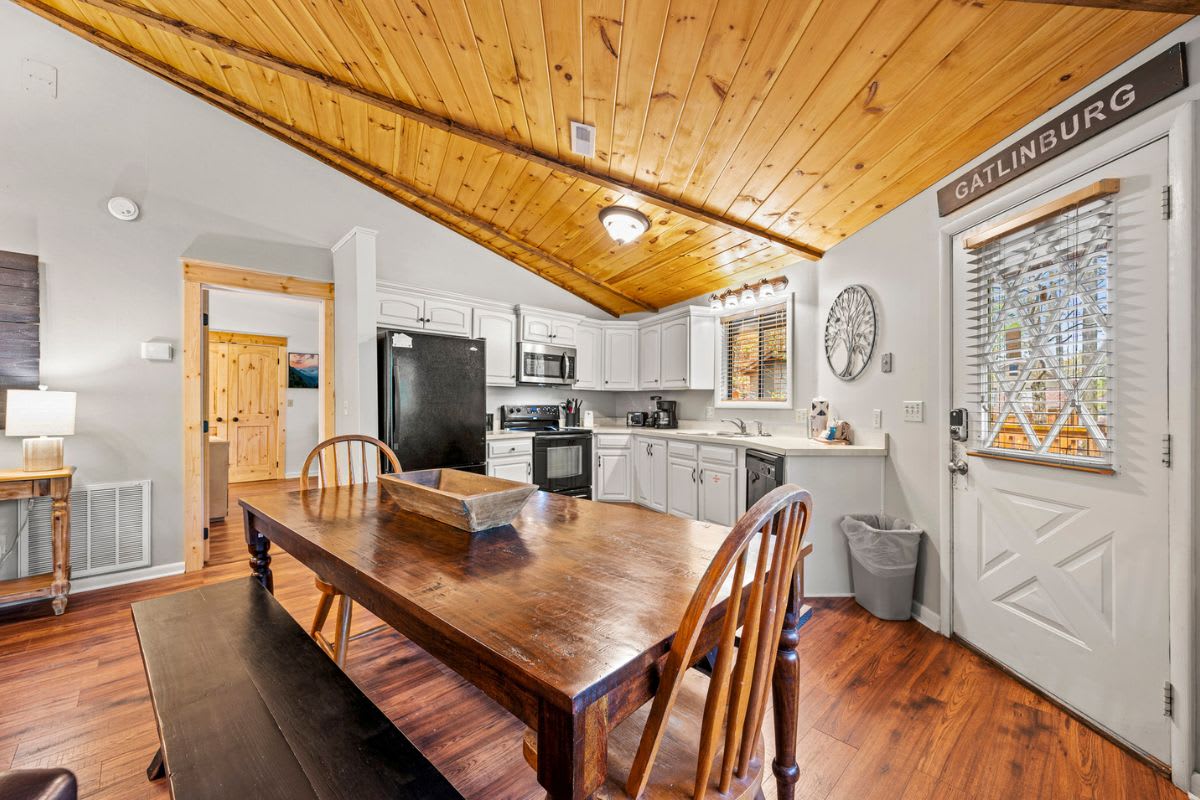 Dogwood Place 10