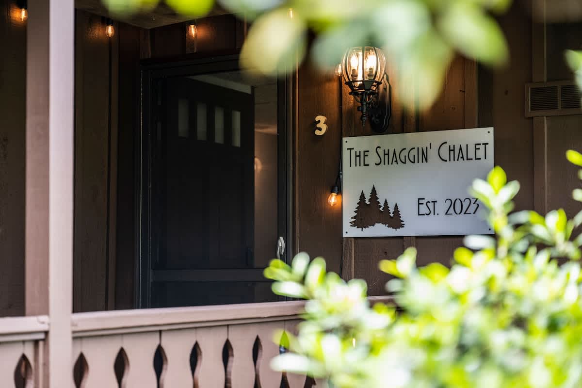 The Shaggin' Chalet 6