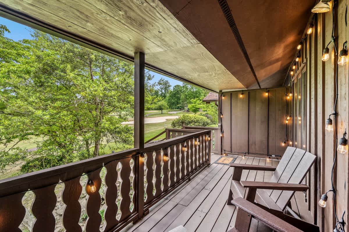 The Shaggin' Chalet 3