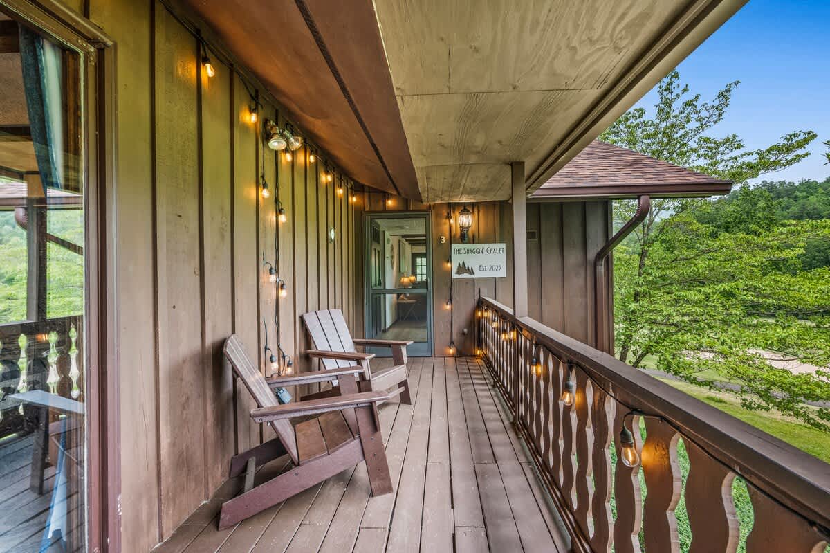 The Shaggin' Chalet 8