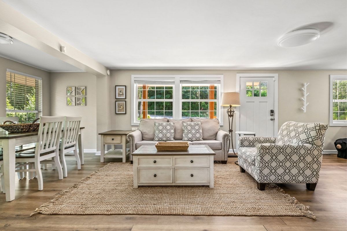 Featured Property A Stone's Throw