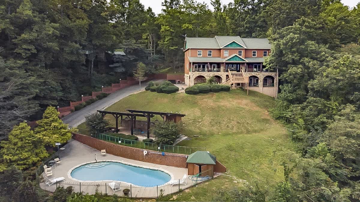 Shenandoah Lodge