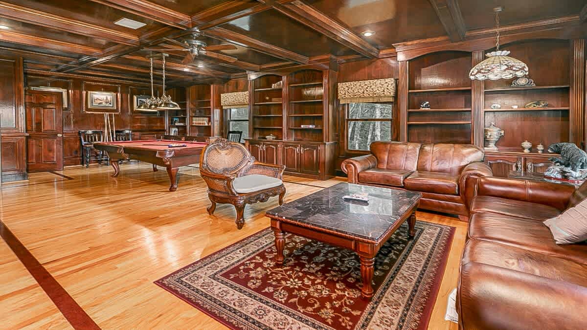 Shenandoah Lodge 3
