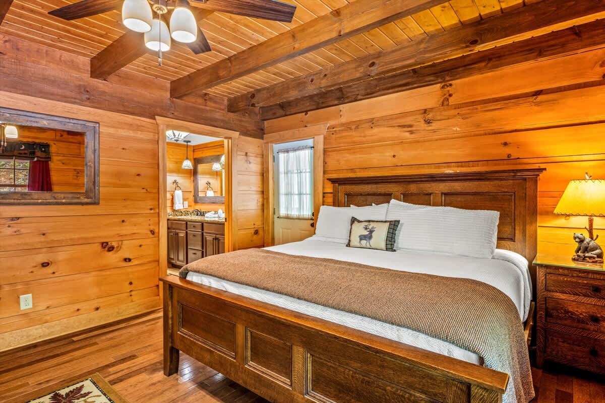 Oakmont Lodge 3